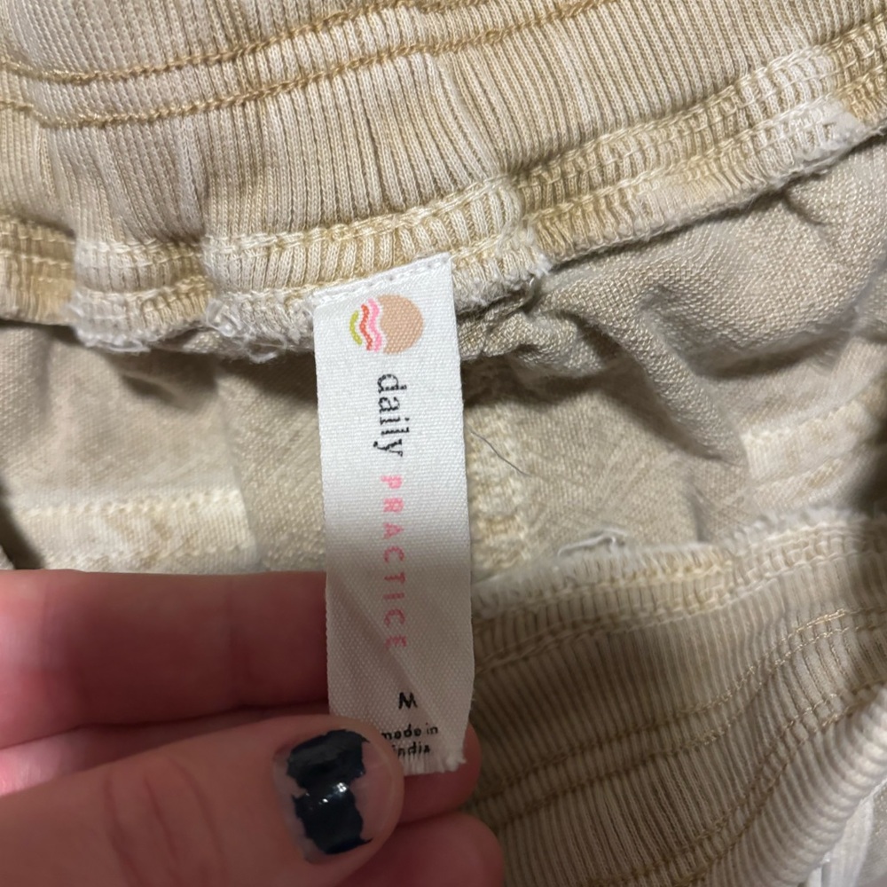 Daily Practice by Anthropologie The Evergreen Pants cargo style joggers size Med - Picture 6 of 6